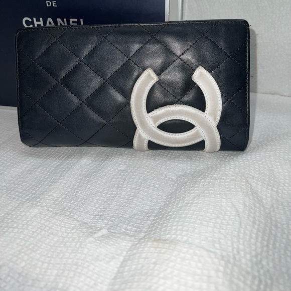 CHANEL CAMBON LEATHER WALLET - Picture 14 of 17
